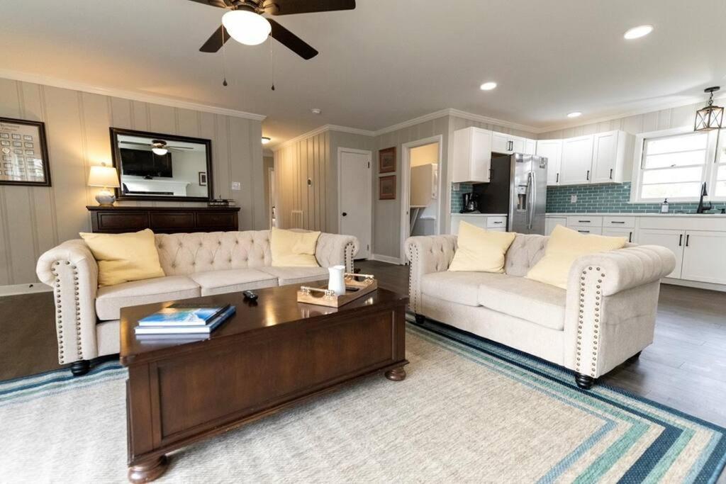 Вілла Edenton 3 Br/ 2 Bath King, Fire Pit Екстер'єр фото